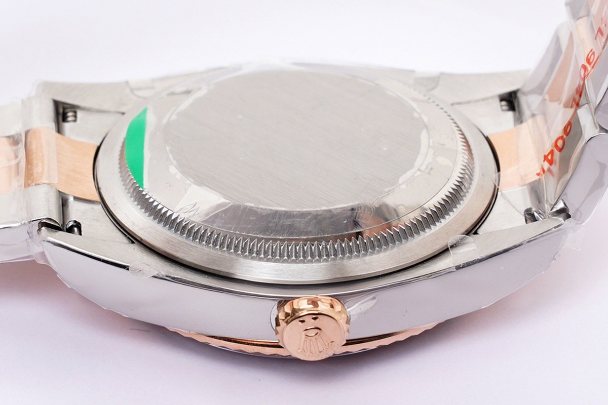 Rolex Datejust 36 126231 Silver Motif Dial in Steel/Rose Gold in Oyster Bracelet-fasswatch