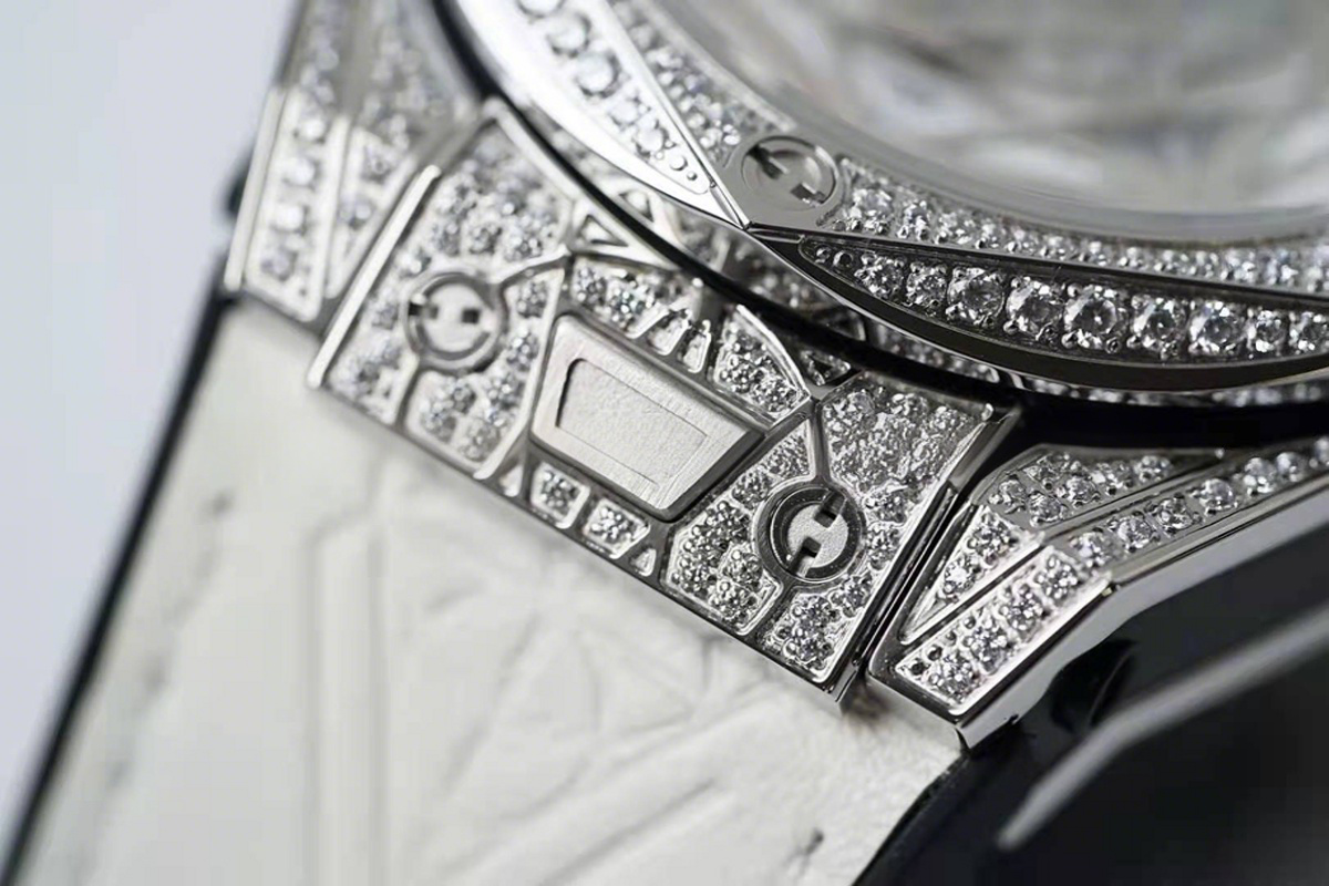 Hublot Big Bang Unico Sang Bleu Steel Pave White-fasswatch