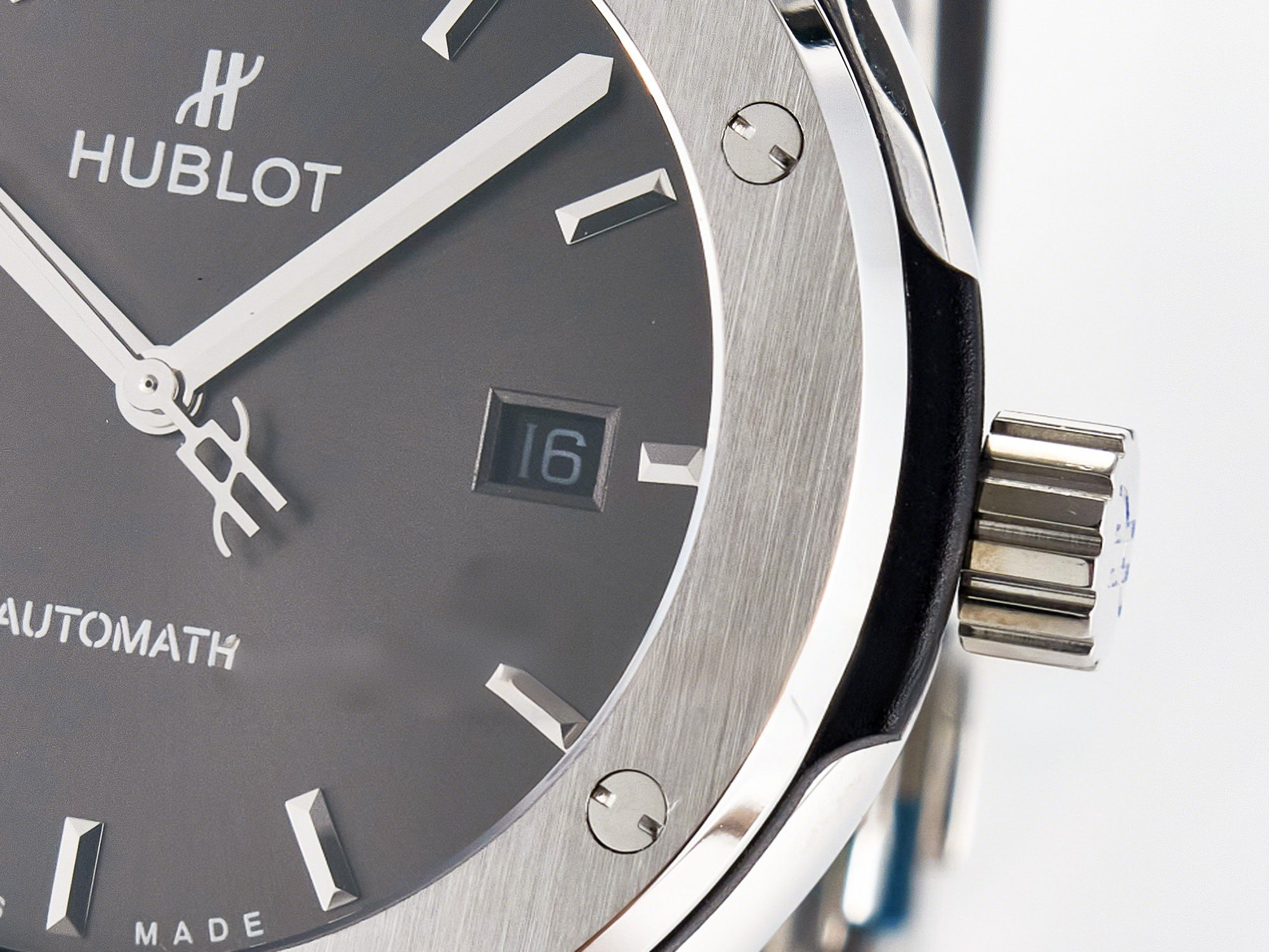 Hublot Classic Fusion Bang 42mm HBF 1:1 Best Edition Gray Dial on Gray Rubber Strap A2892-fasswatch