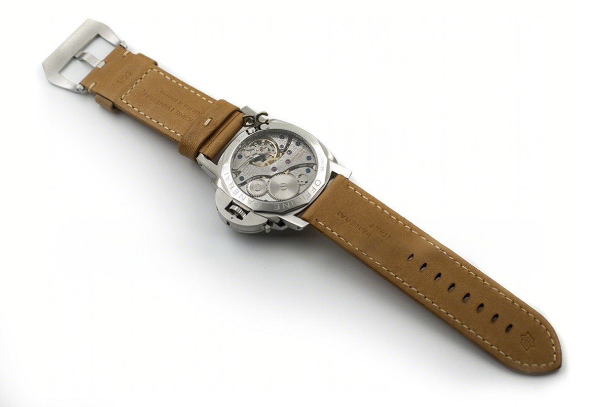 Panerai PAM127 Luminor 1950 ‘Fiddy’-fasswatch