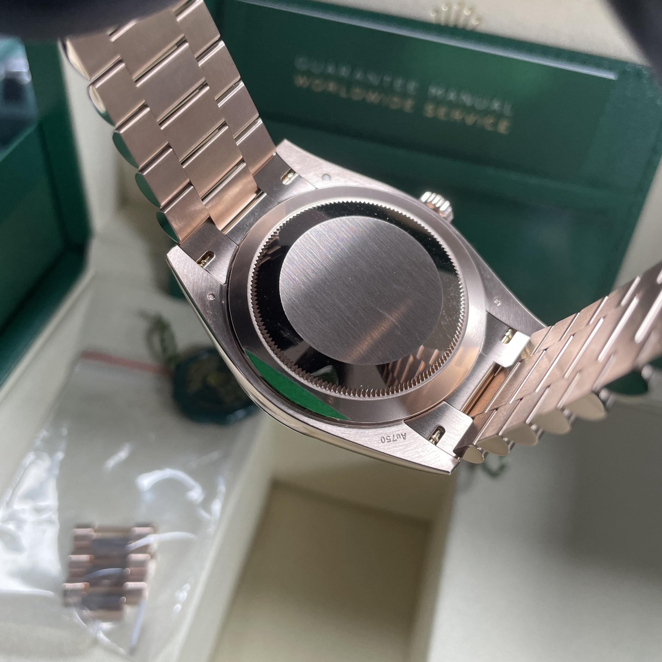 Rolex Oyster Perpetual Day-Date 40 ref. 228235-fasswatch
