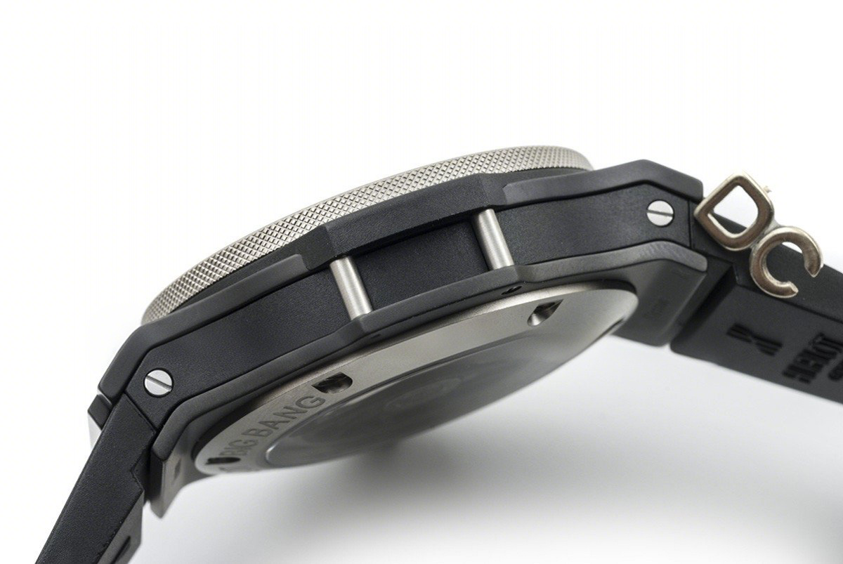 Hublot Big Bang Chronograph Ice Bang Ceramic-fasswatch