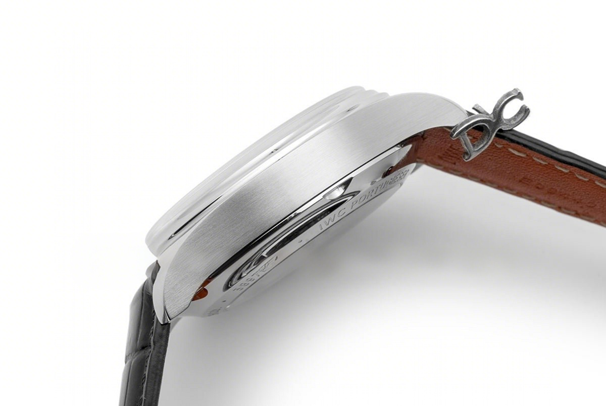 IWC Portugieser Chronograph Classic IW3903 Black Dial in Steel-fasswatch