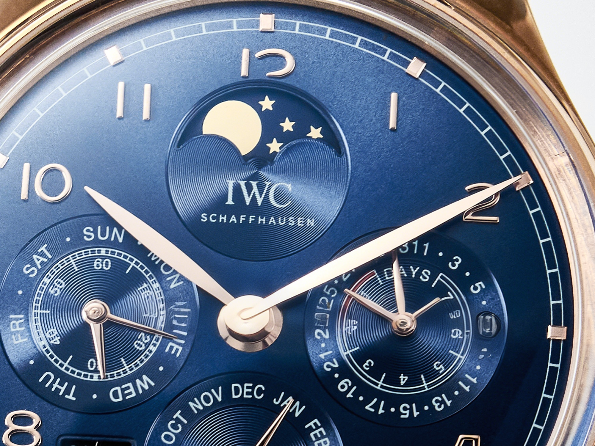 IWC IW5033 Portugieser Perpetual Calendar RG V9F 1:1 Best Edition White Dial on Black Leather Strap A52610-fasswatch