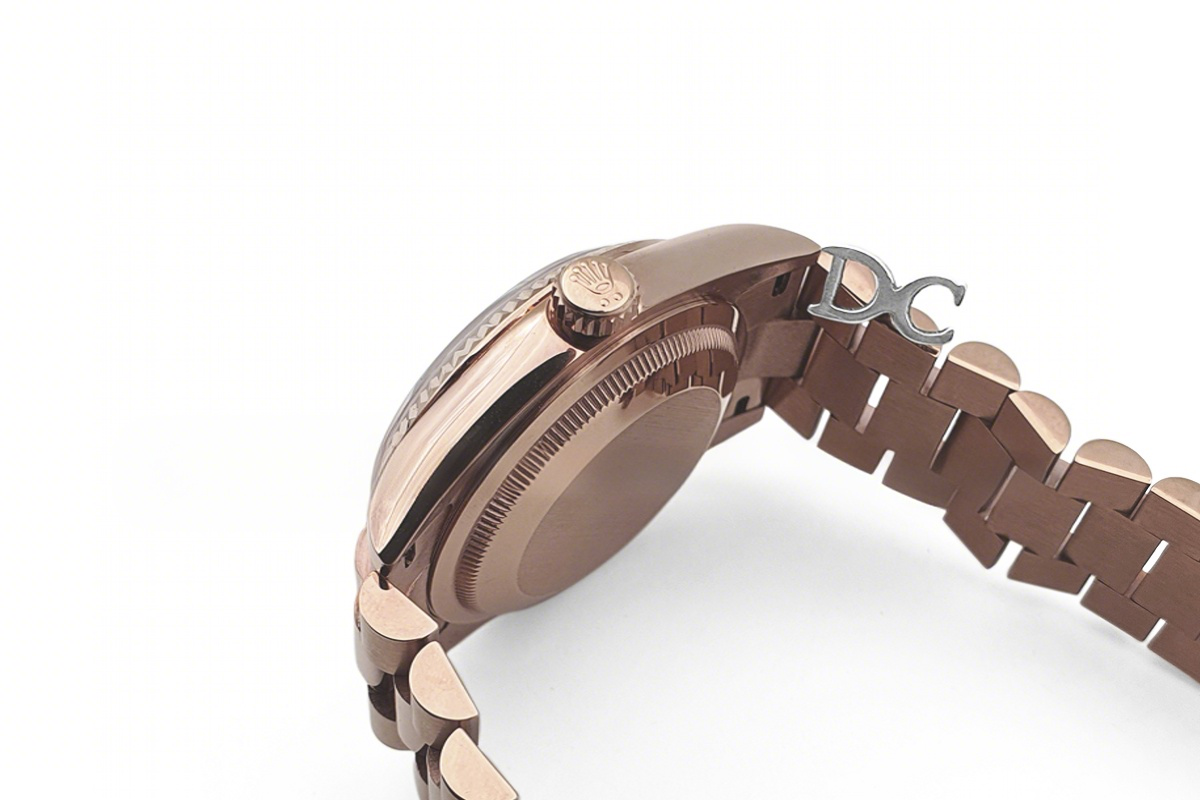 Rolex Daydate 36 128235 Rosé Dial with Roman Marker in Everose Gold-fasswatch