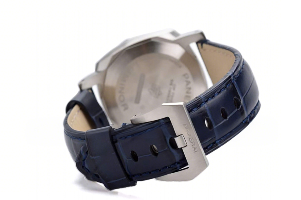 Panerai PAM1393 Luminor Marina 42mm-fasswatch