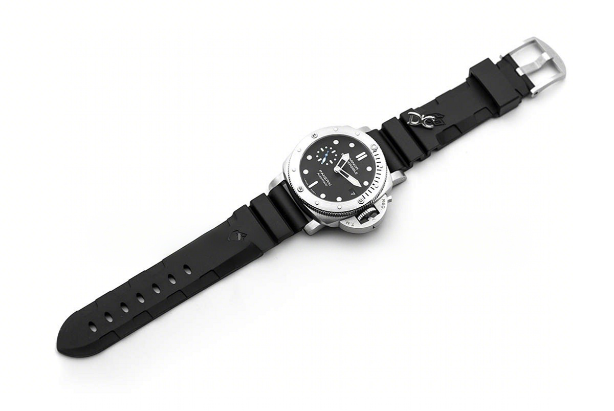 Panerai PAM682 Luminor Submersible 1950 3 Days Automatic Acciaio-fasswatch