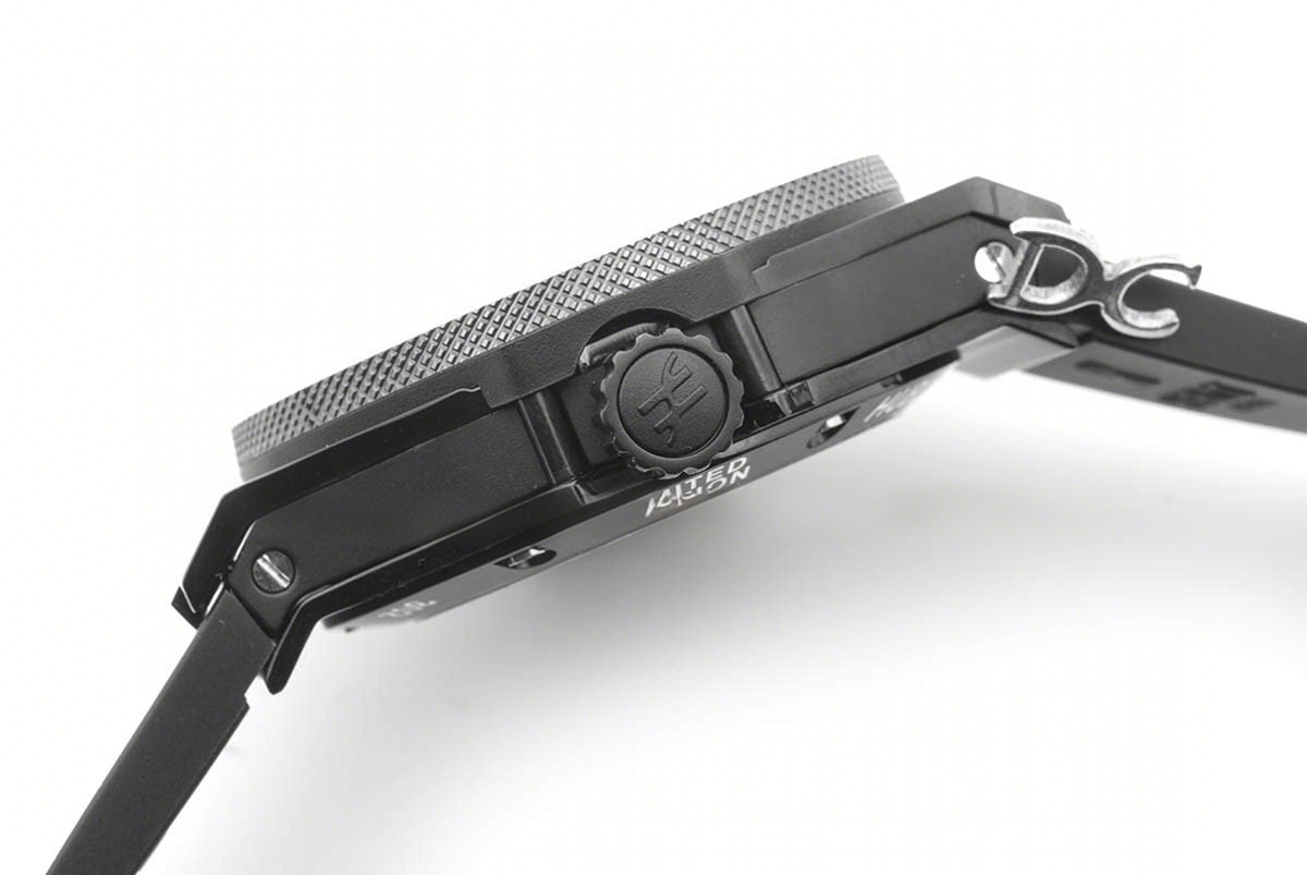 Hublot Big Bang Minute Repeater Tourbillon in Black Ceramic-fasswatch