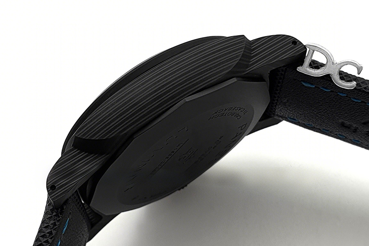 Panerai Pam1661 Luminor Marina Carbotech 44mm-fasswatch