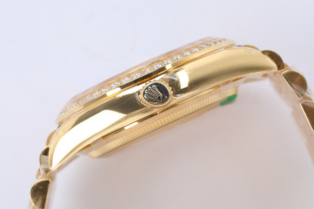 Rolex Day-Date 36 128348RBR Champagne Dial with Diamond Bezel in Yellow Gold-fasswatch