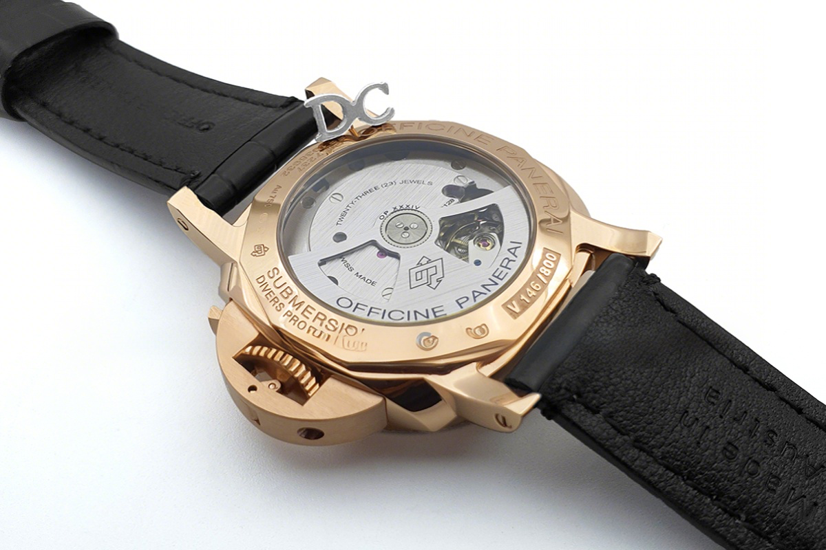 Panerai Pam974 Luminor Submersible 42mm-fasswatch