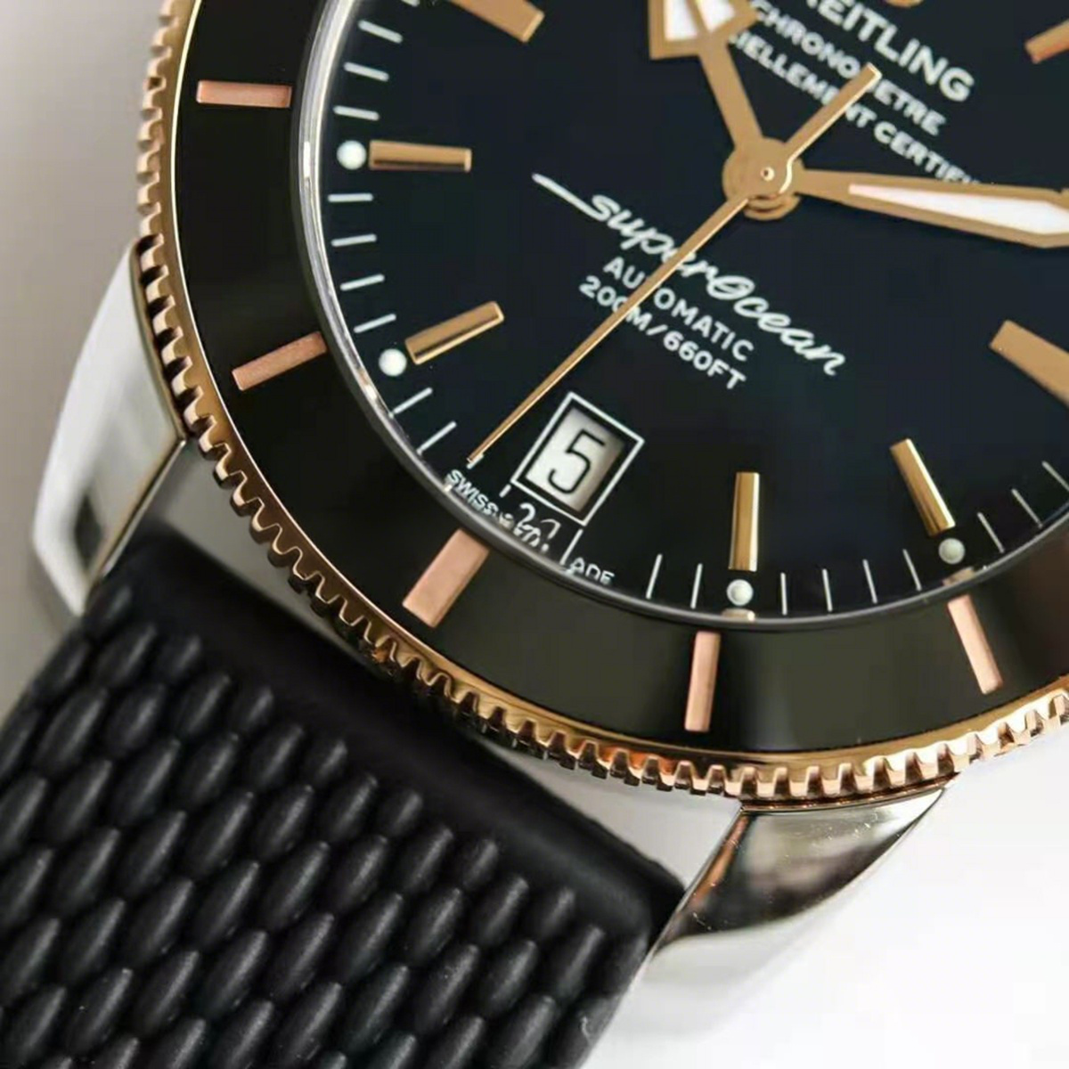 Breitling Superocean Heritage II B20 Automatic 42mm in Black Dial on Black and Rose Gold Bezel on Rubber Strap-fasswatch