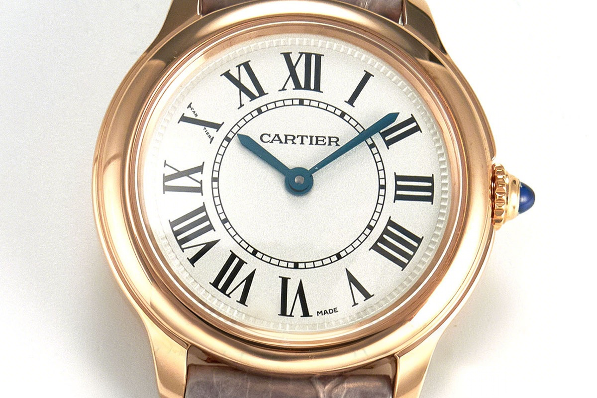 Cartier Ronde Must De Cartier 29mm White Dial in Rose Gold on Grey Leather Strap-fasswatch