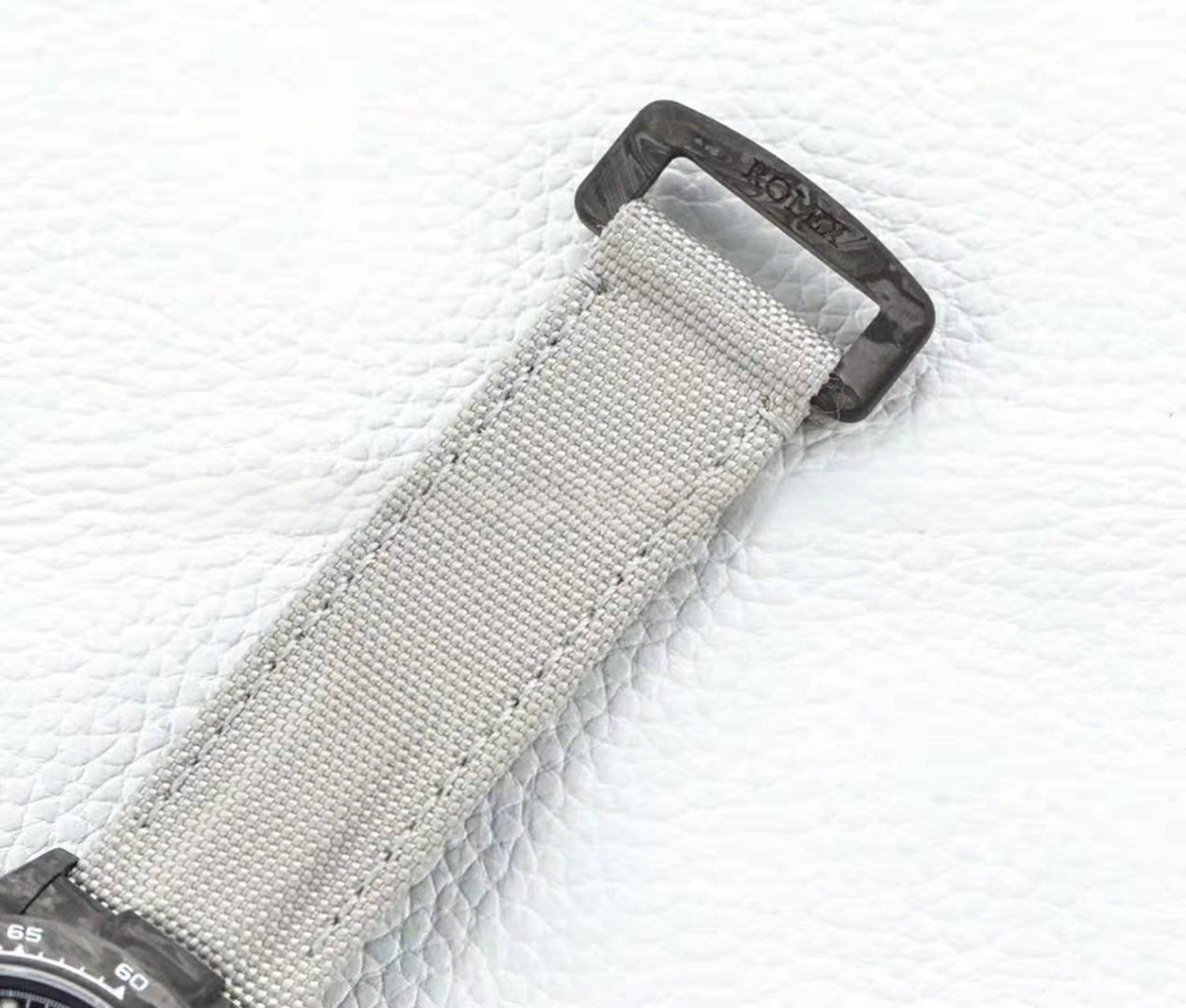 Rolex Daytona DIW Cream Carbon-fasswatch