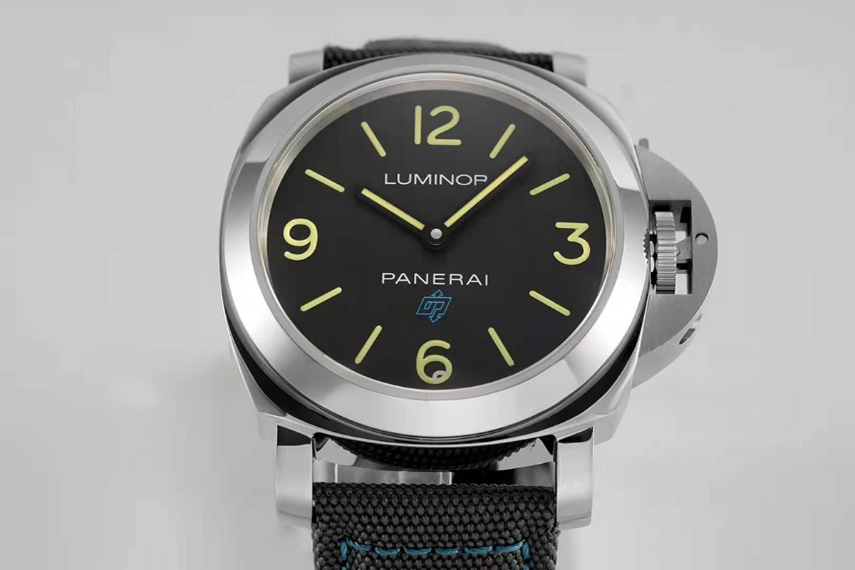 Panerai PAM774 Luminor Base 3 Days 44mm-fasswatch