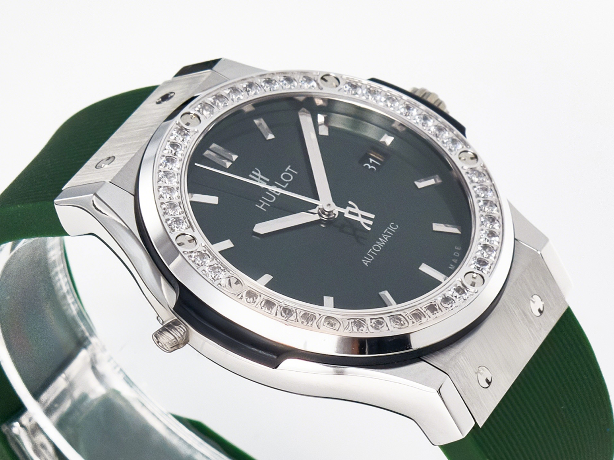 Hublot Classic Fusion Bang 42mm HBF 1:1 Best Edition Green Dial Diamonds Bezel on Green Rubber Strap A2892-fasswatch