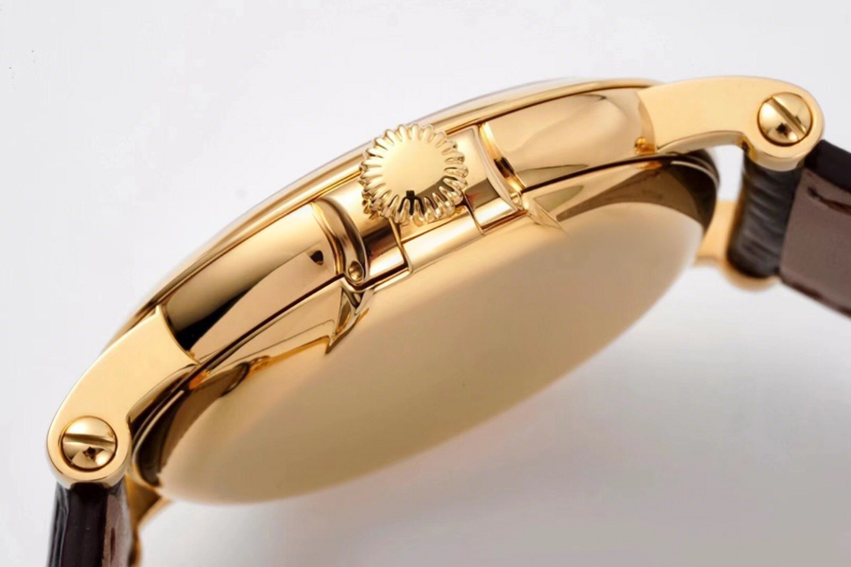 Patek Philippe Calatrava 5153 White Dial in Yellow Gold-fasswatch