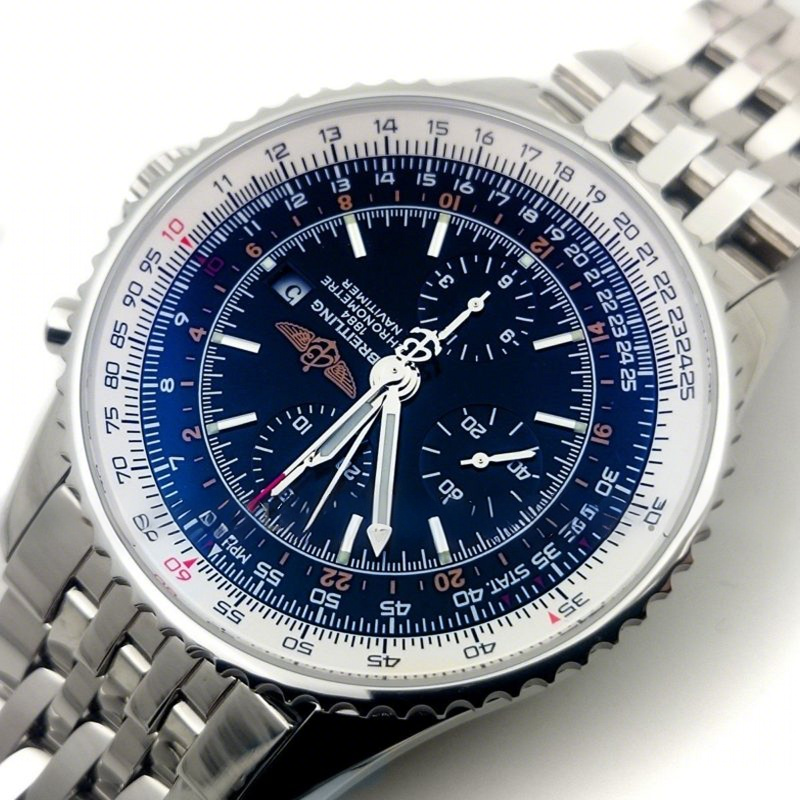 Breitling Navitimer World Chronograph-fasswatch