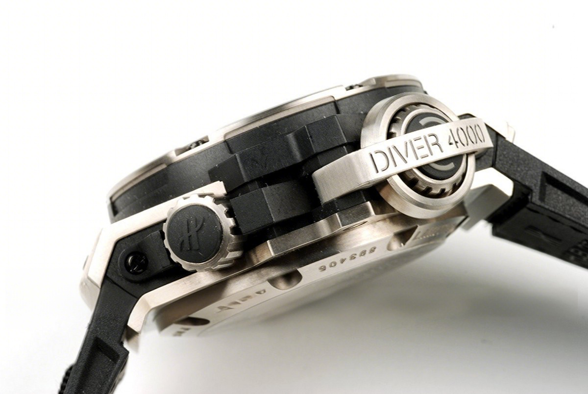 Hublot King Power Oceanographic 4000m Diver in Titanium-fasswatch