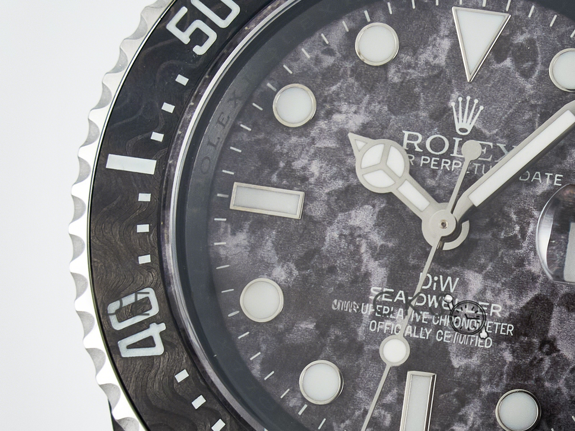 Rolex Sea Dweller 43mm Black Carbon DIWF Best Edition Gray Dial on Gray Nylon Strap A2824 V2-fasswatch