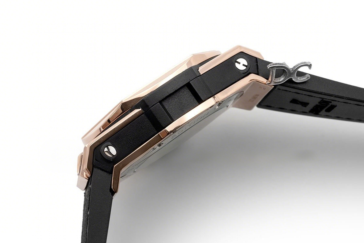 Hublot Big Bang Unico Sang Bleu in Rose Gold-fasswatch