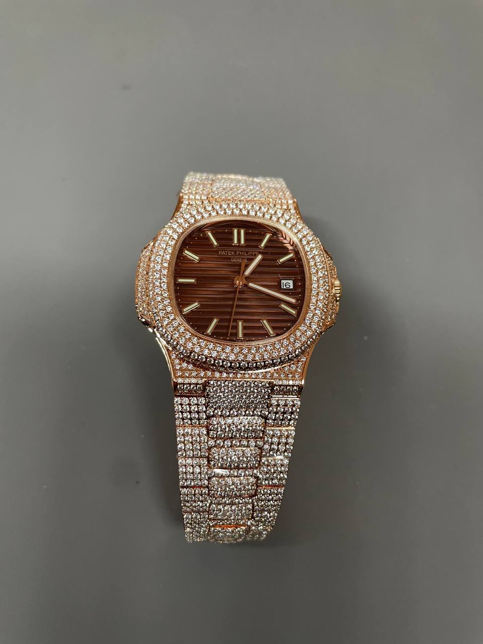 Patek Philippe Nautilus 5711 R8 Replica-fasswatch