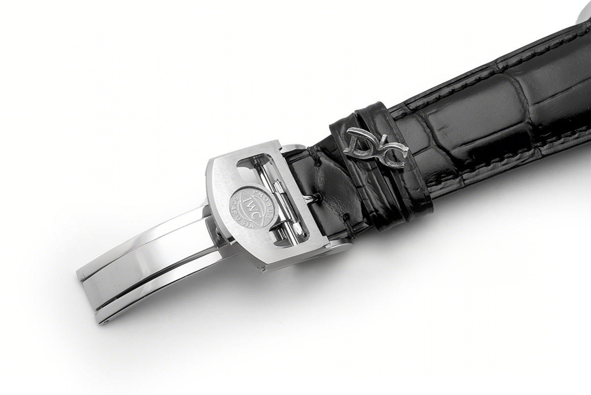 IWC Portugieser Annual Calendar IW503502 Blue Dial in Steel-fasswatch