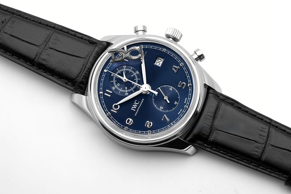 IWC Portuguese Chronograph Series Classic IW390406 Blue Dial in Steel-fasswatch