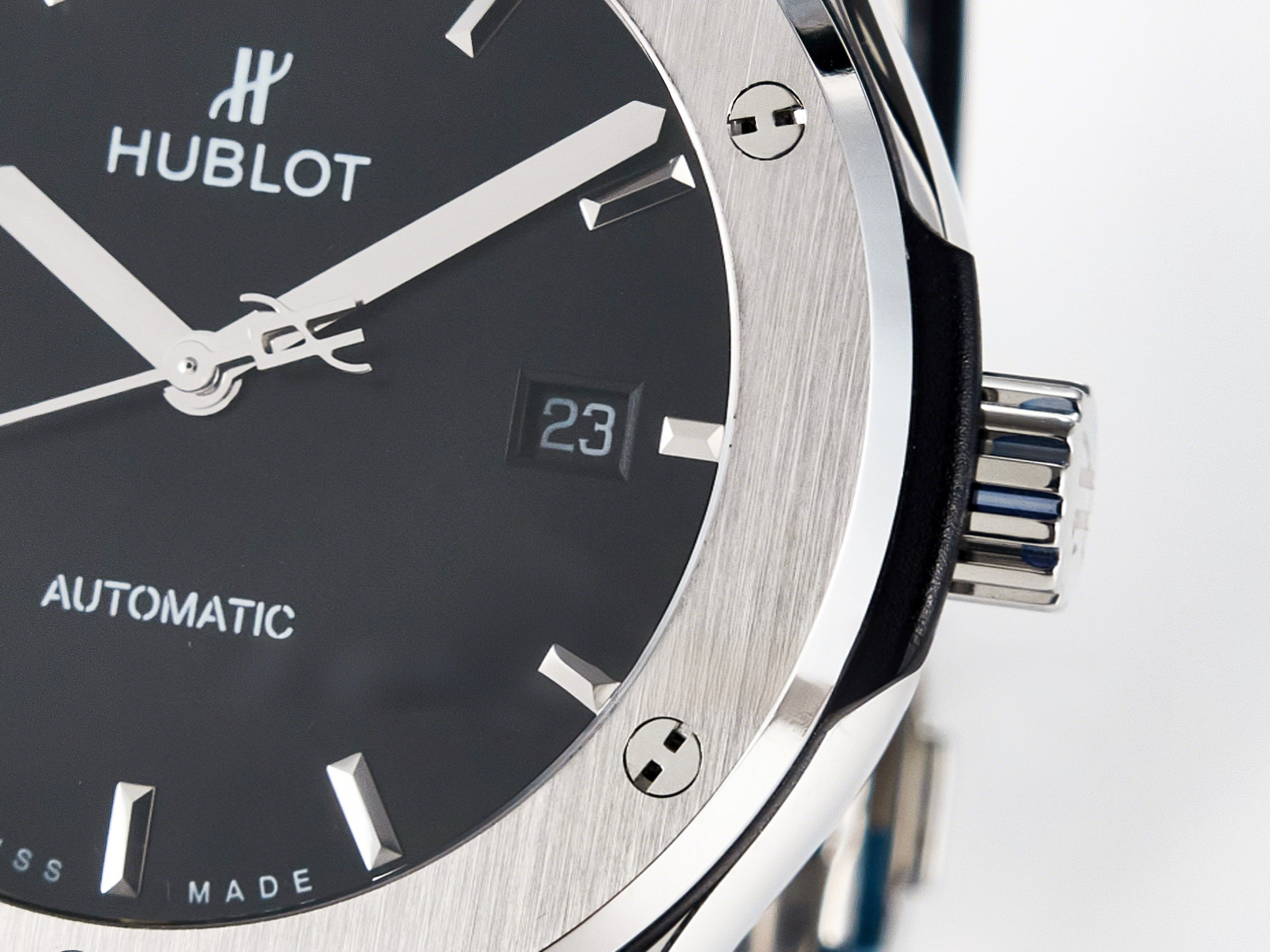 Hublot Classic Fusion Bang 42mm HBF 1:1 Best Edition Black Dial on Black Leather Strap A2892-fasswatch