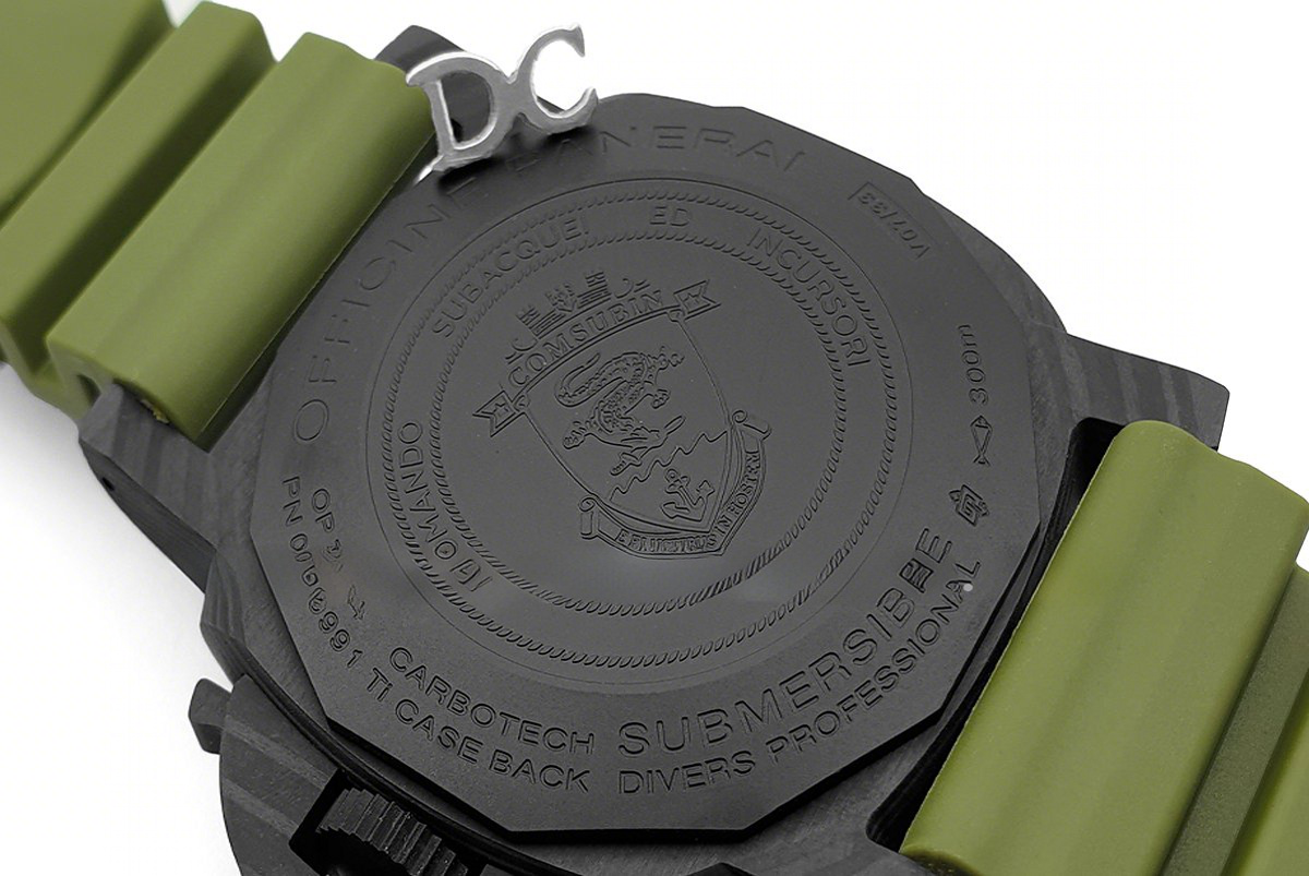 Panerai PAM961 Luminor Submersible Marina Militare Carbotech 47mm-fasswatch