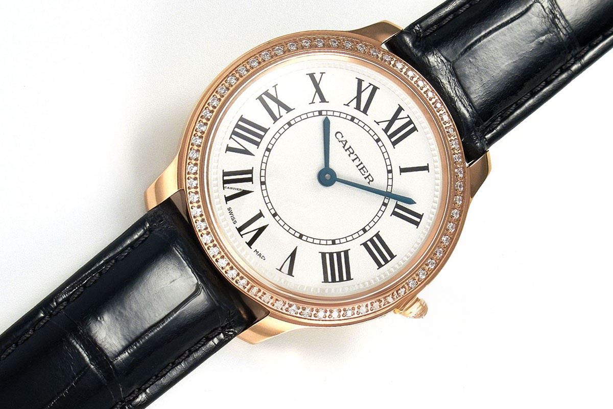 Cartier Ronde Must De Cartier 36mm White Dial with Diamond Bezel in Rose Gold-fasswatch