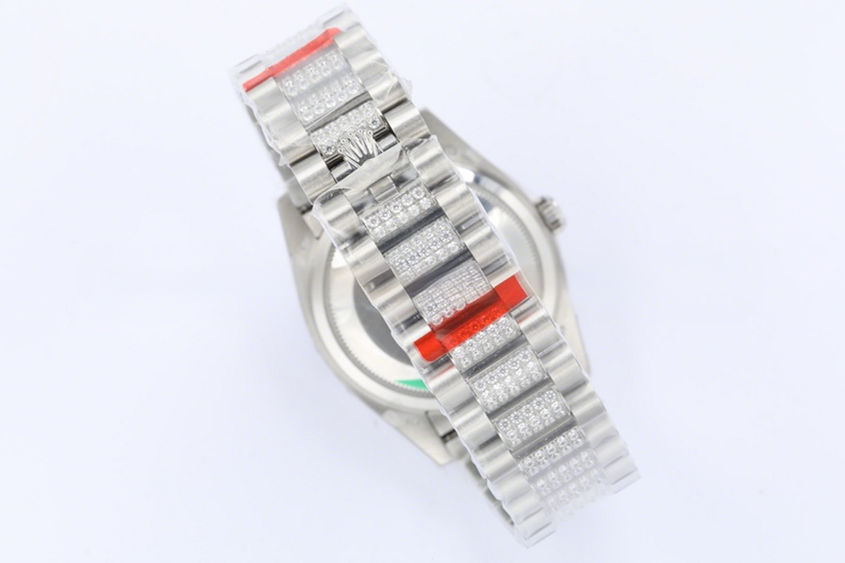 Rolex Day-Date 36 128349RBR Blue Dial with Diamond Bezel in White Gold-fasswatch