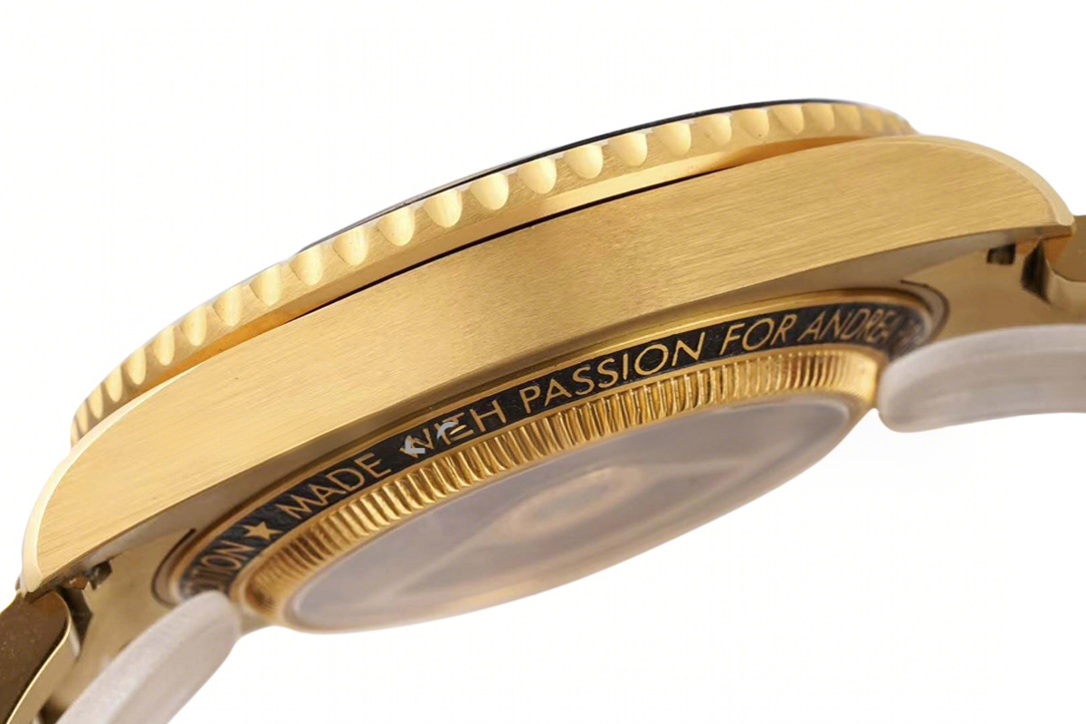 Rolex Andrea Pirlo Project 114060 Submariner in Yellow Gold-fasswatch