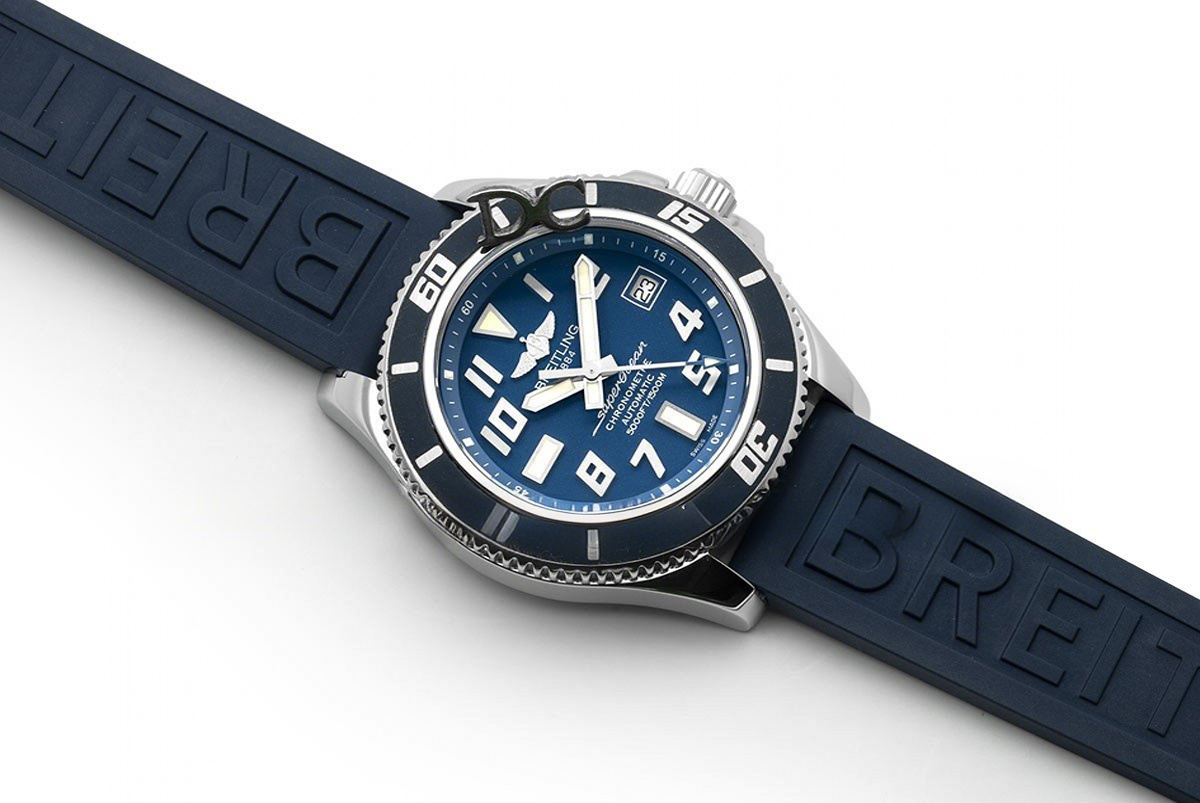 Breitling Superocean II 42 Blue Dial with Blue Bezel-fasswatch