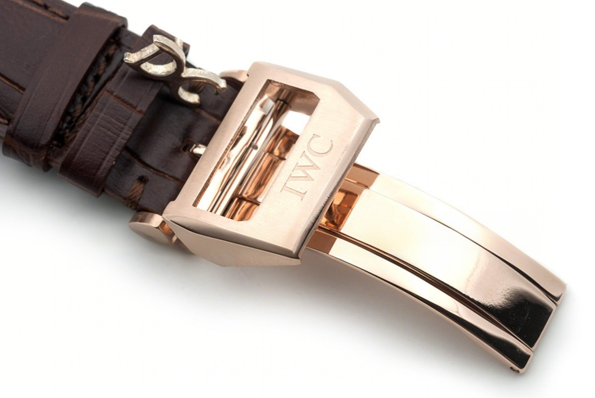 IWC Portuguese Tourbillon Mystère Rétrograde IW504401 in Rose Gold-fasswatch