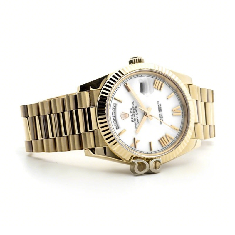 Rolex Day-Date 40 228238 White Dial in Yellow Gold-fasswatch