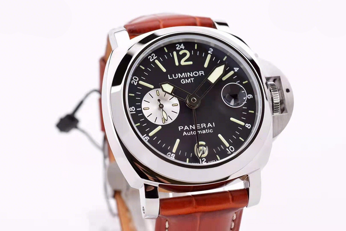Panerai PAM088 Luminor GMT 44mm-fasswatch