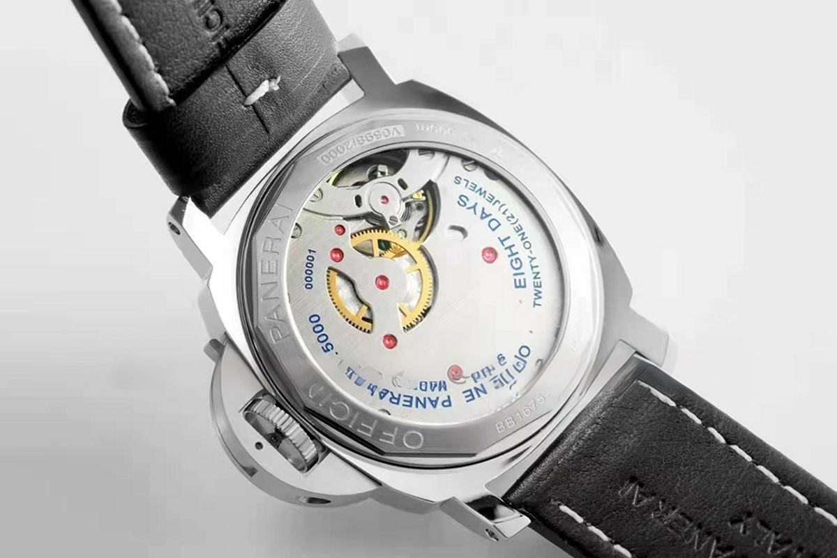 Panerai PAM915 Luminor Base 8 Days 44mm-fasswatch