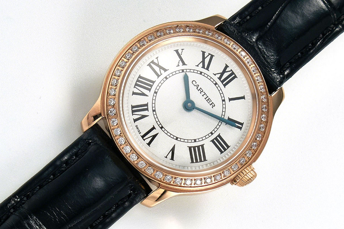 Cartier Ronde Must De Cartier 29mm White Dial with Diamond Bezel in Rose Gold-fasswatch