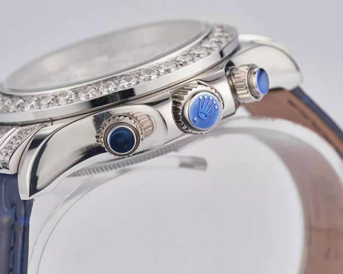 Rolex Daytona 11659912SA Diamond Paved Dial in White Gold with White and Blue Diamonds-fasswatch
