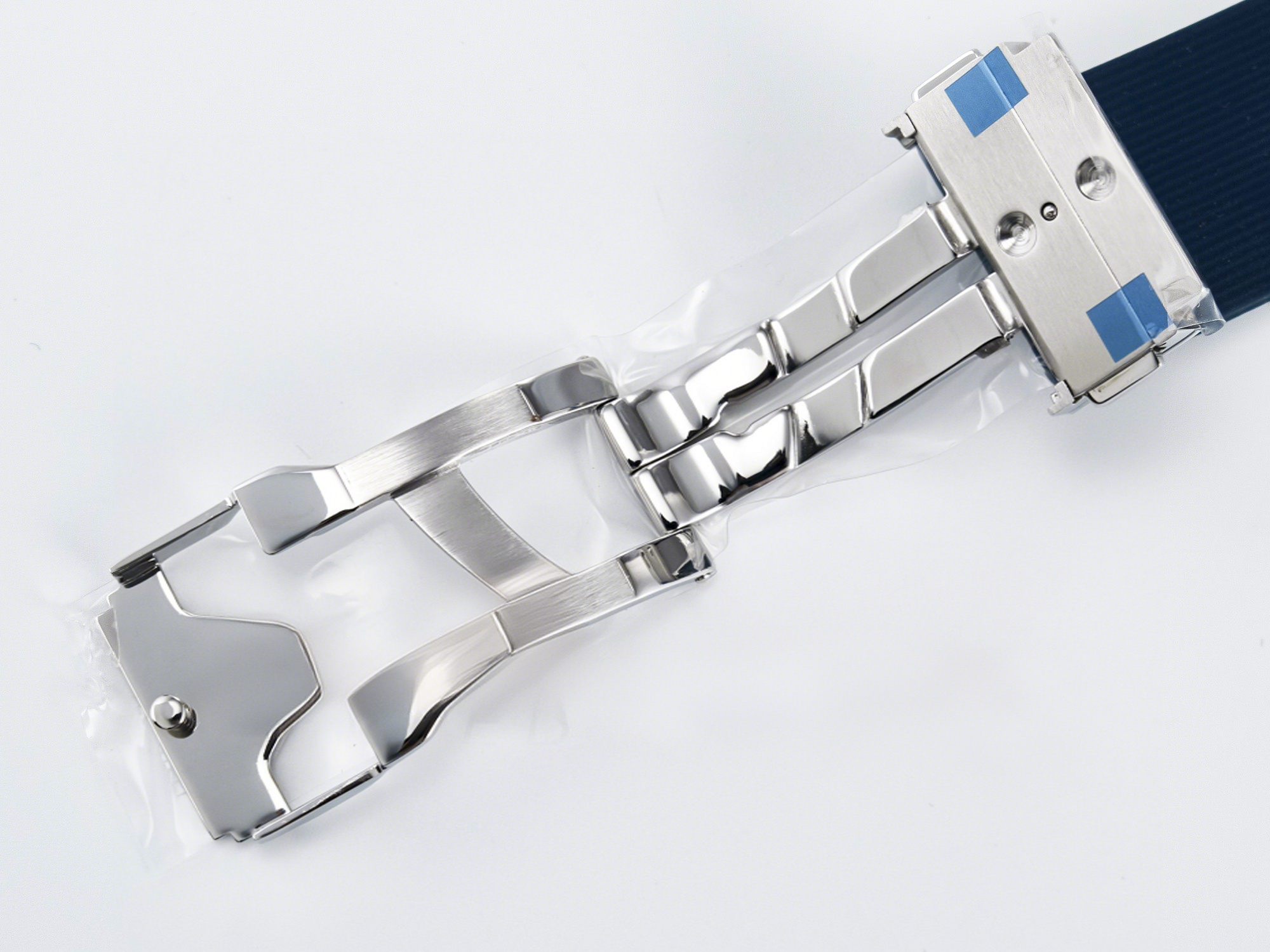 Hublot Classic Fusion Bang 42mm HBF 1:1 Best Edition Blue Dial on Blue Rubber Strap A2892-fasswatch