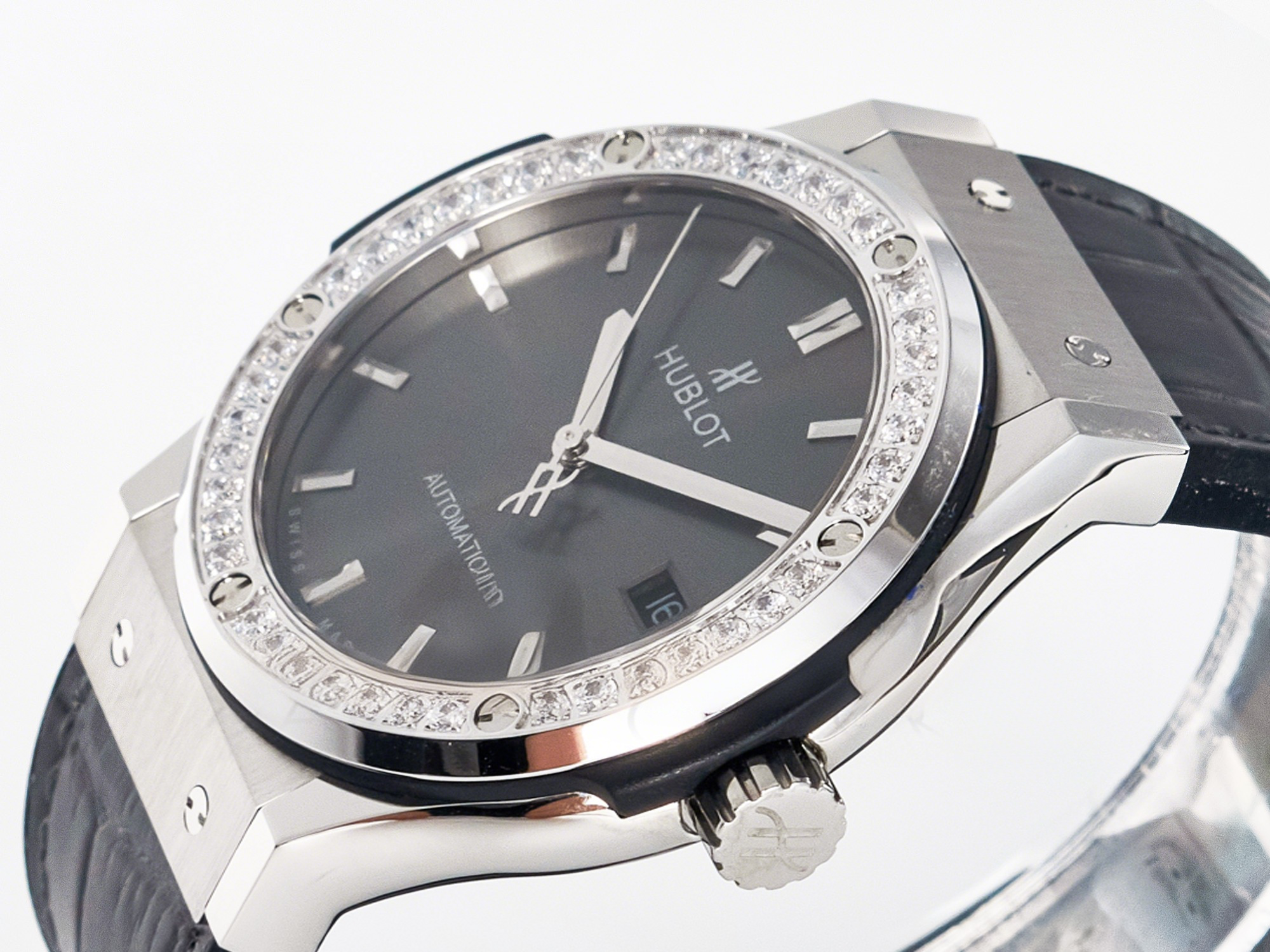 Hublot Classic Fusion Bang 42mm HBF 1:1 Best Edition Gray Dial Diamonds Bezel on Gray Leather Strap A2892-fasswatch