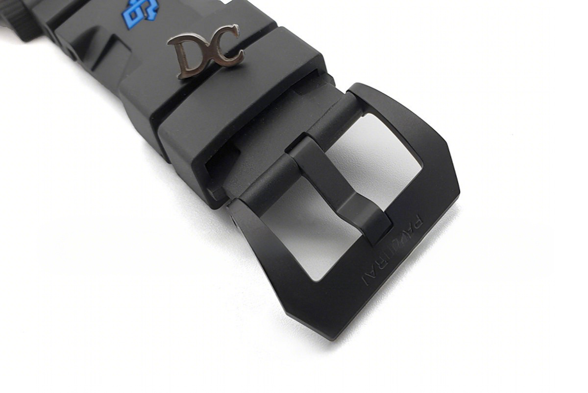 Panerai PAM1616 Luminor Submersible Carbotech-fasswatch