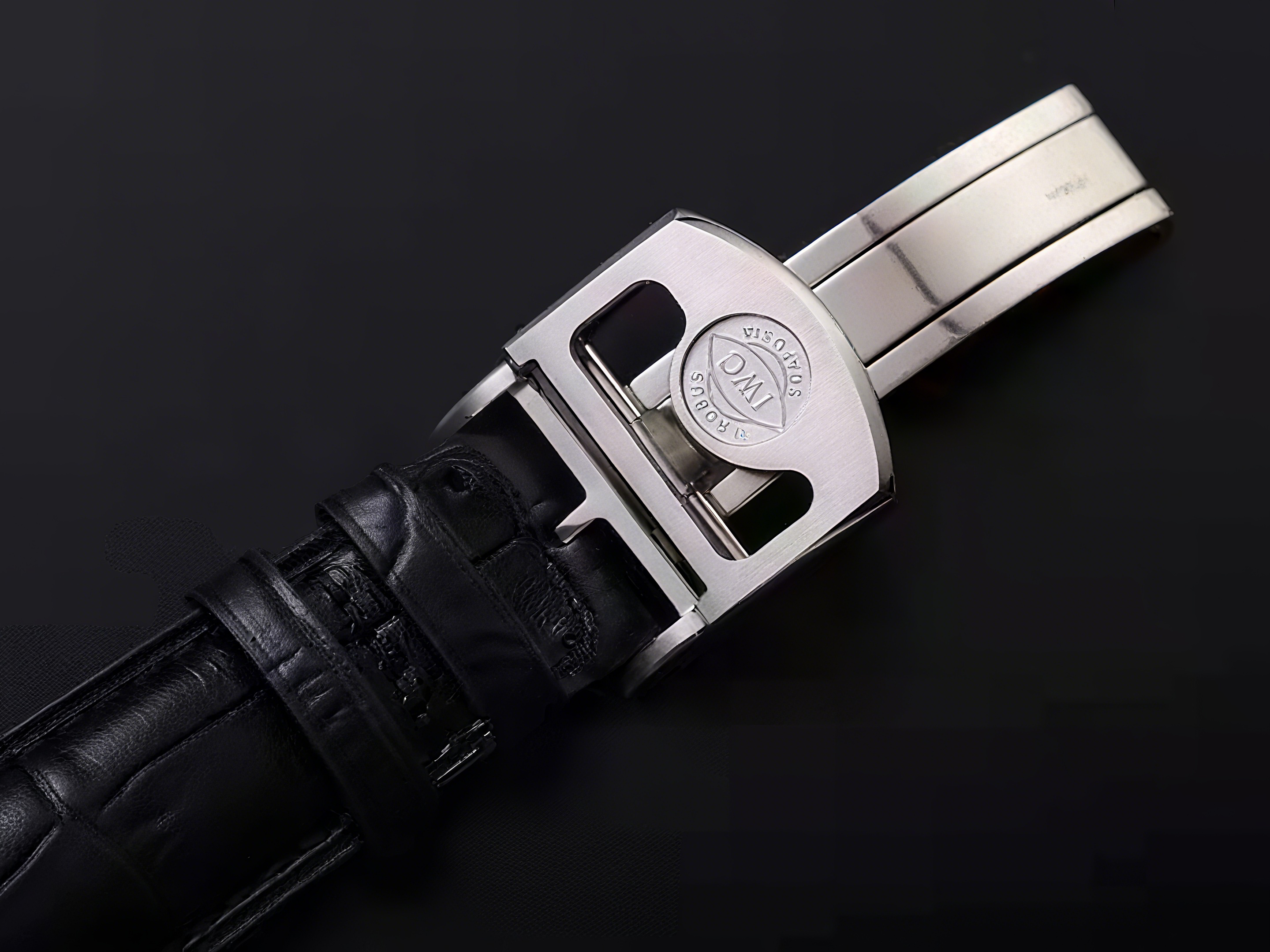 IWC Portugieser Perpetual Calendar IW5033 White Dial in White Gold-fasswatch