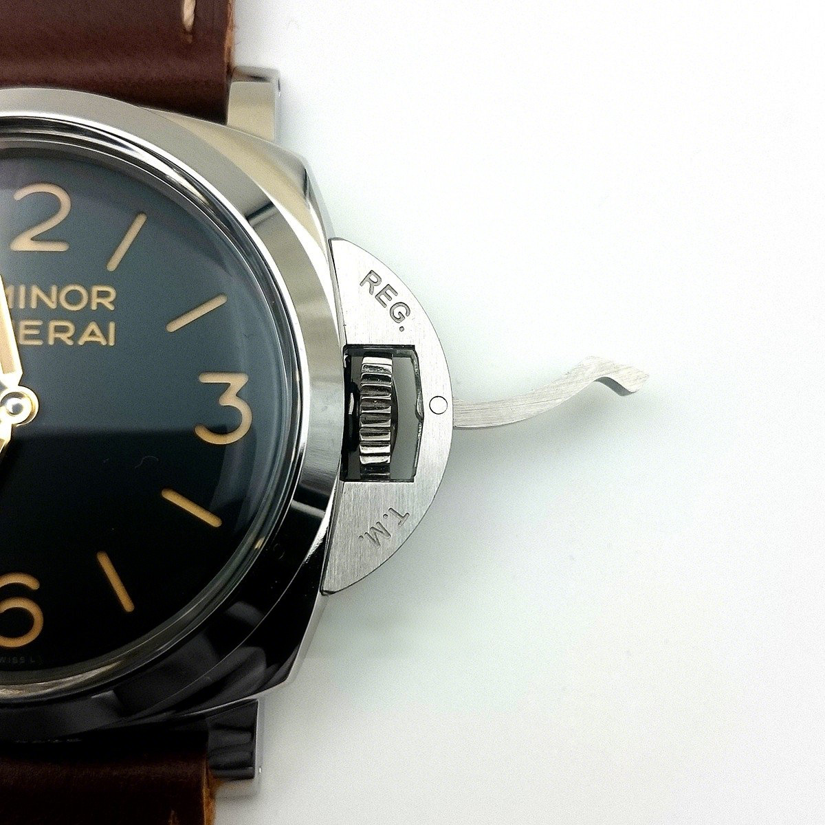 Panerai PAM372 Luminor 1950 3 Days-fasswatch