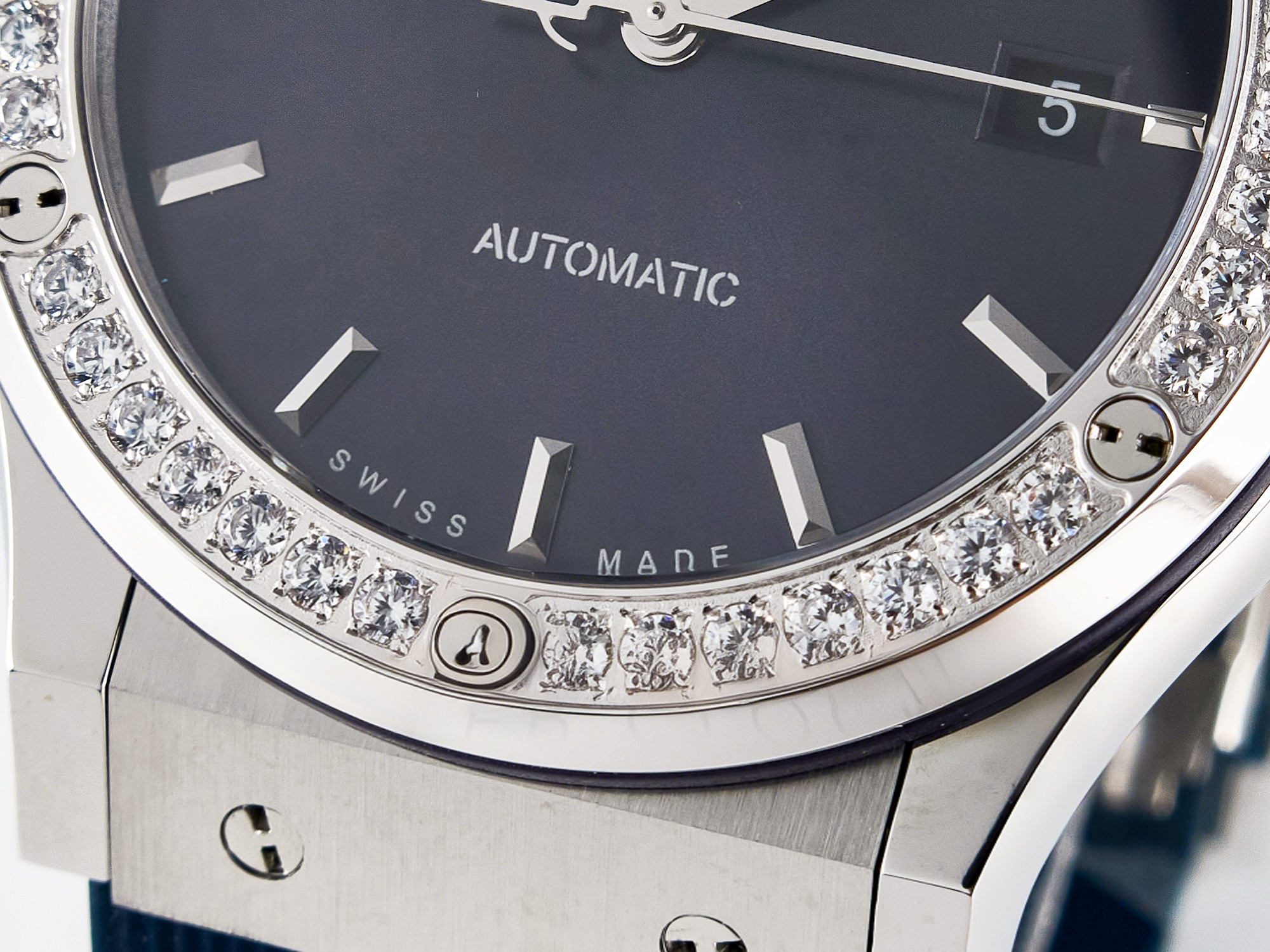 Hublot Classic Fusion Bang 42mm HBF 1:1 Best Edition Blue Dial Diamonds Bezel on Blue Rubber Strap A2892-fasswatch