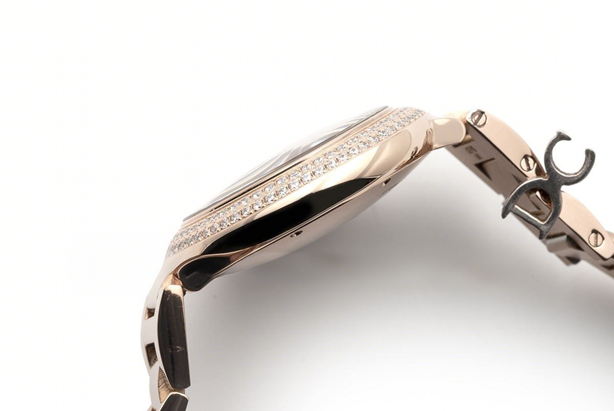 Cartier Ballon Bleu De Cartier 36mm White Dial in Pink Gold with Diamond Bezel-fasswatch