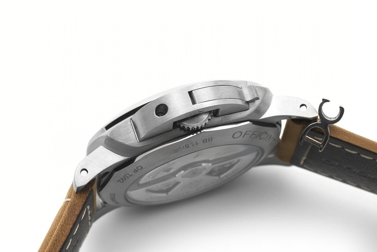 Panerai PAM1351 Luminor Marina 1950 Titanio 3 Days-fasswatch