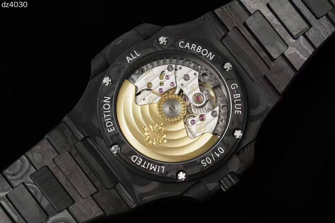 Patek Philippe Nautilus DiW Carbon Nautilus 5711/1A “G Blue and Black Chalice”, 40mm-fasswatch