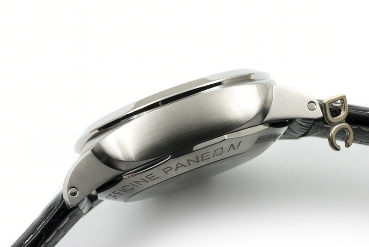 Panerai PAM1359 Luminor Marina 1950 3 Days-fasswatch